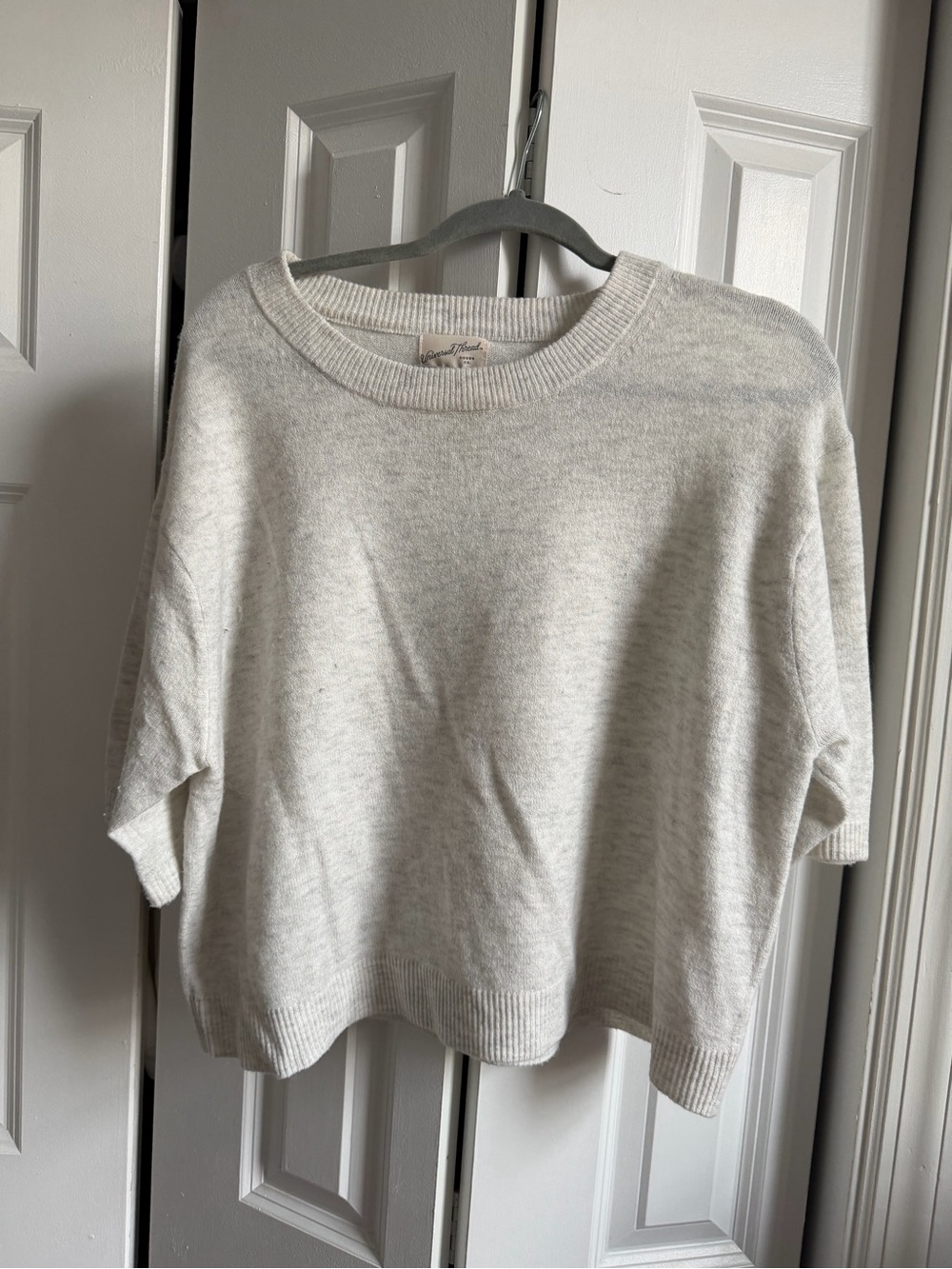 Universal Thread Sweater Tshirt